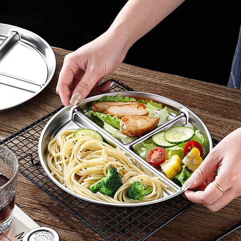 assiette compartimentée moderne trois sections acier inoxydable lisse argentée utilisation quotidienne école repas collations