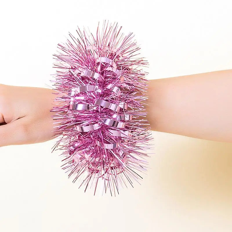 pompons pailletés or bleu rose rouge violet blanc décoratifs festifs étoiles dorées paillettes