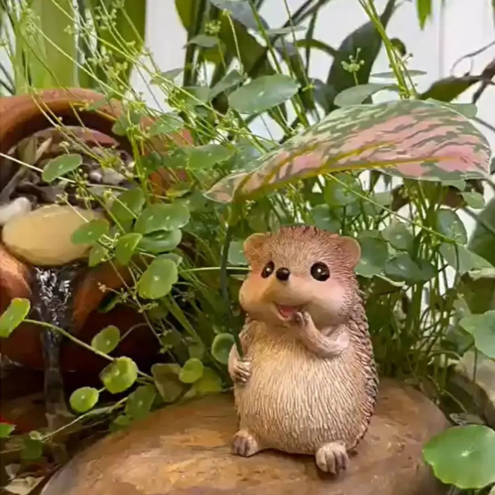 statue hérisson feuille verte marron clair jardin animaux décor extérieur résistante intempéries petite sculpture