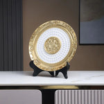 assiette décorative résine ornements floraux baroque blanc doré support pieds