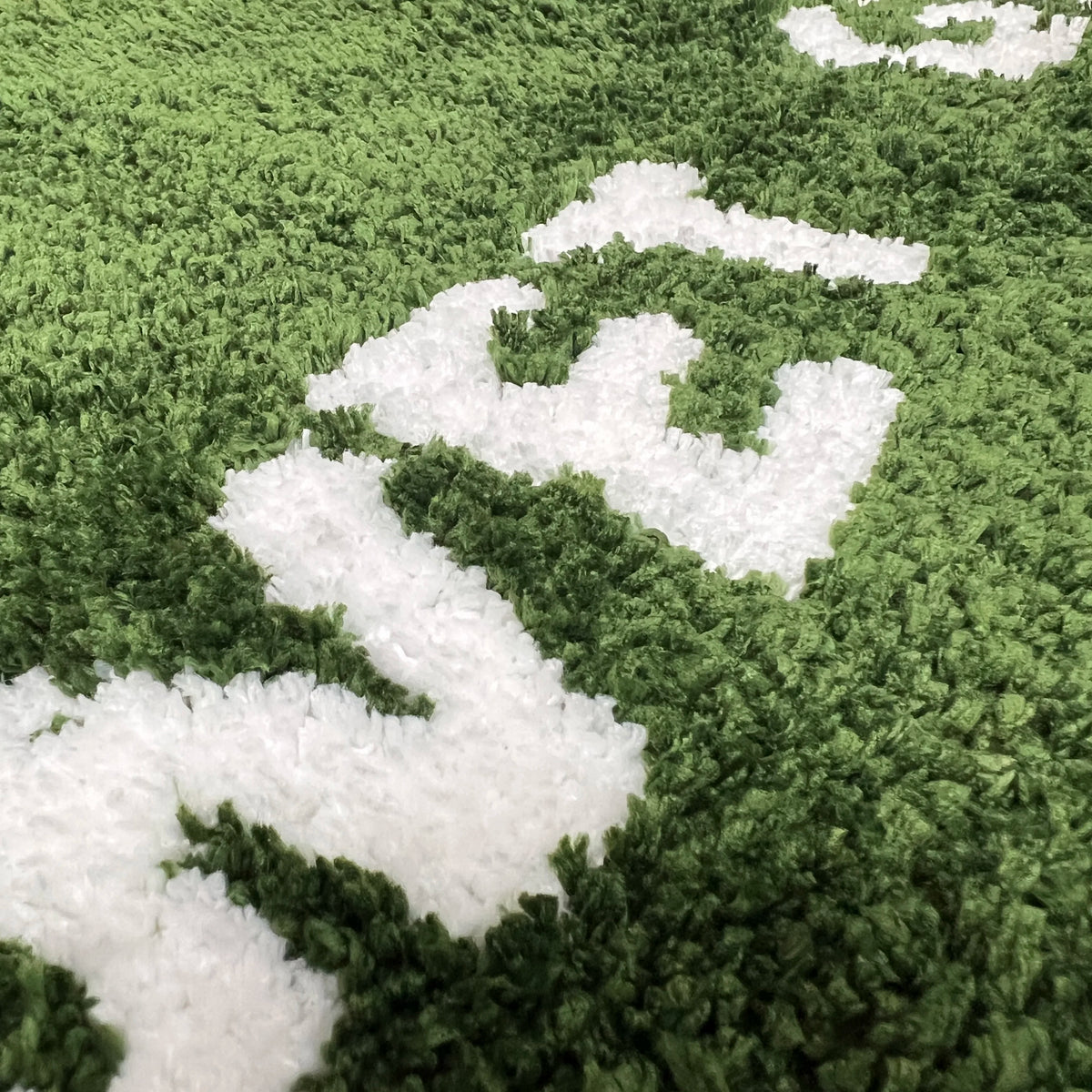 tapis vert imitation herbe lettre blanche antidérapant polyester moderne salon chambre