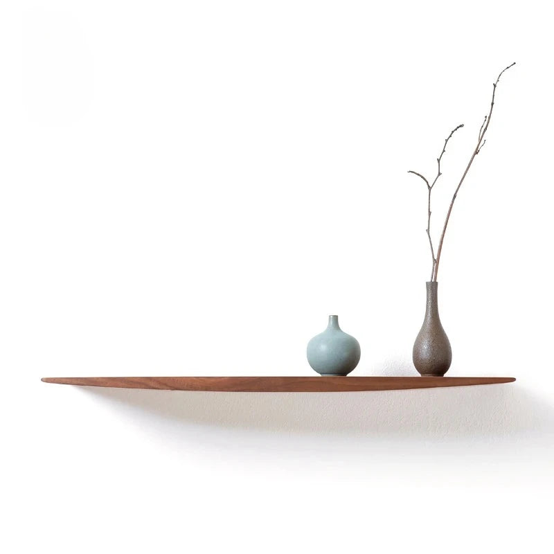 étagères murales bois chêne clair foncé modernes minimalistes bols cuillères vases