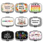 boîte pilules moderne fleuries multicolores portable organisateur blanc motifs graphiques