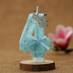 bougies numériques anniversaire forme chiffres paillettes strass rubans bleu rose décoratives féminines