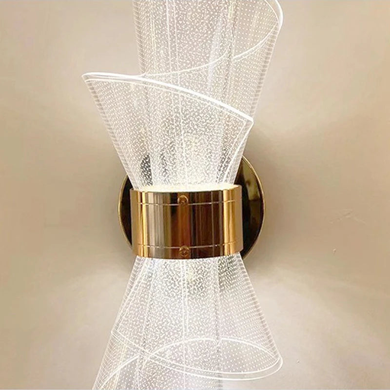applique murale moderne blanc doré spirales ondulées led translucide chambre salon