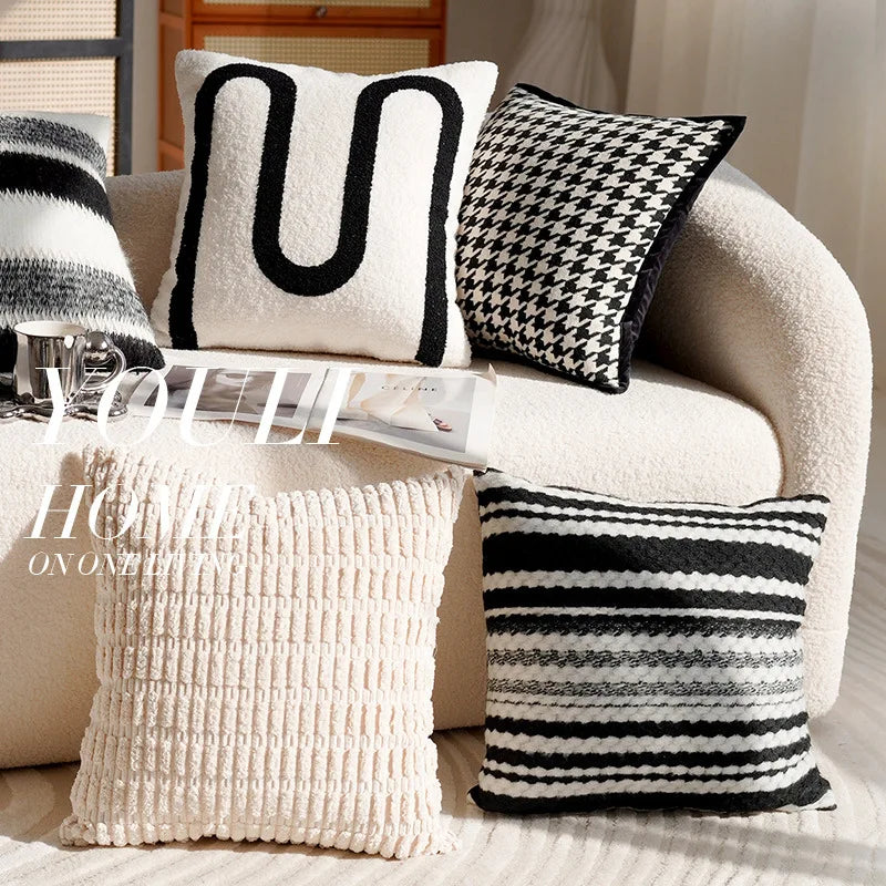 housse coussin carré plaid géométrique blanc noir contemporain amovible lavable