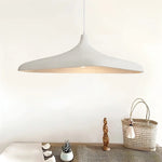 suspension lumineuse moderne beige texture rugueuse fixation opacité salon chambre