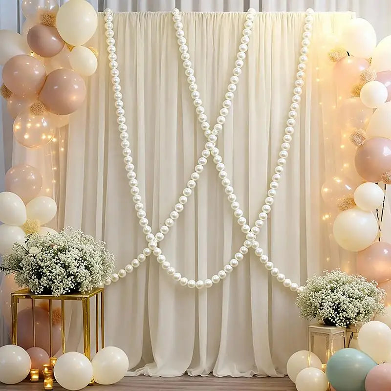 décoration mariage guirlande blanches roses poudrés vertes festive