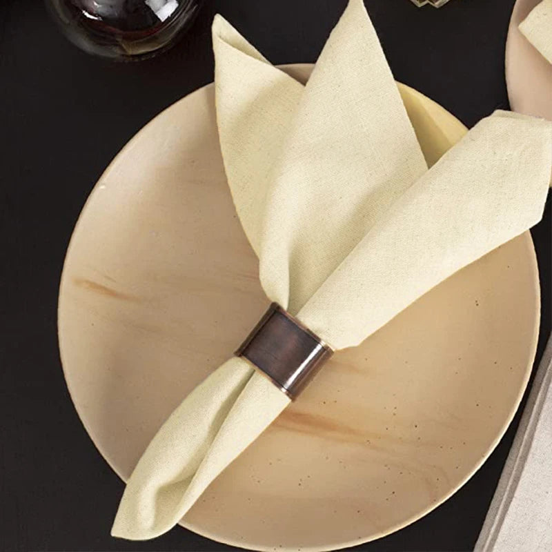 serviettes polyester 40x40cm 45x45cm pack 12 24 texture lin classique anneaux métalliques