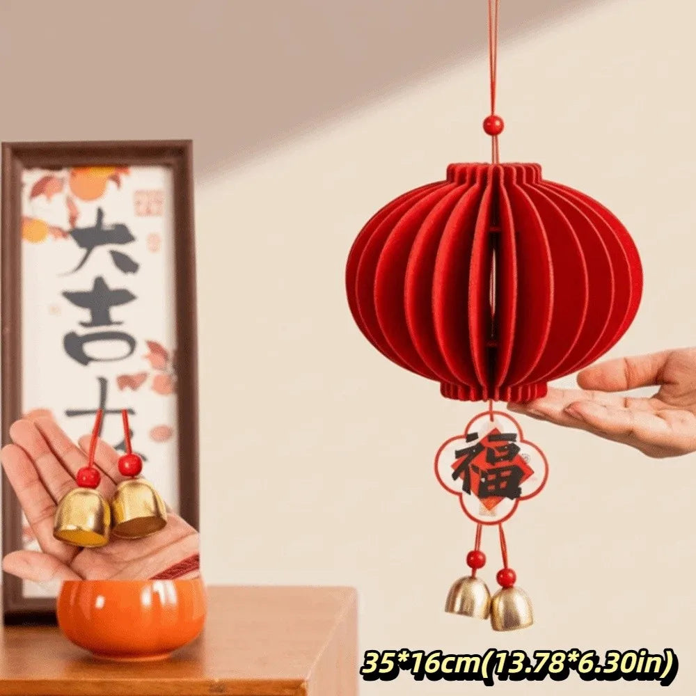 lanterne traditionnelle chinoise rouge mariage anniversaire noël papier plissé cloches dorées caractères chinois