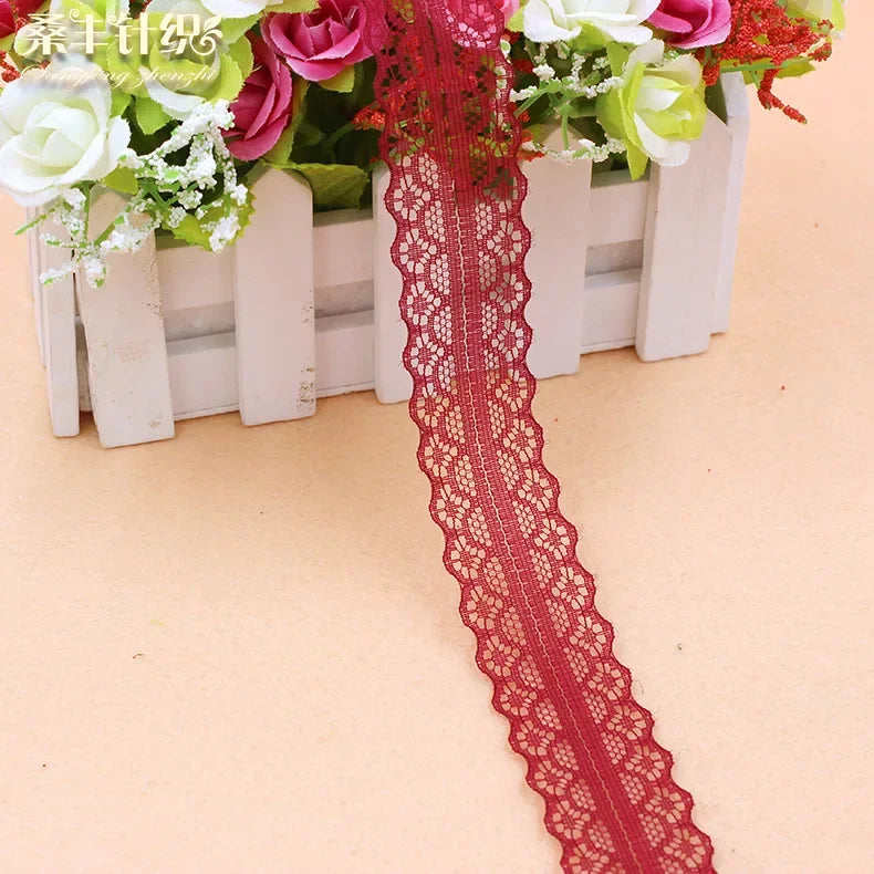 ruban dentelle 30mm violet rose orange bleu noir blanc motifs floraux classique polyester
