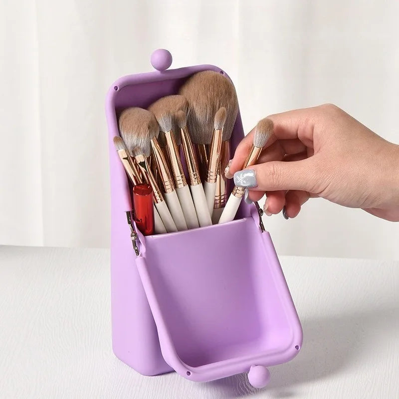 boîte maquillage silicone reutilisable pinceaux maquillage portable moderne opacité bleu clair violet rose beige