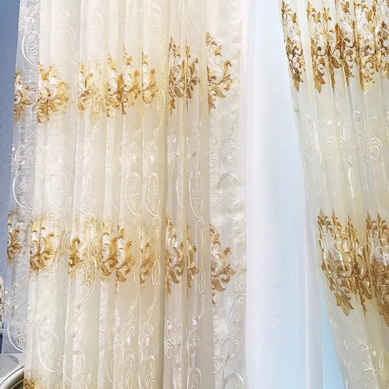 rideau brodé polyester transparent blanc doré classique élégant broderie florale bordure chambre salon