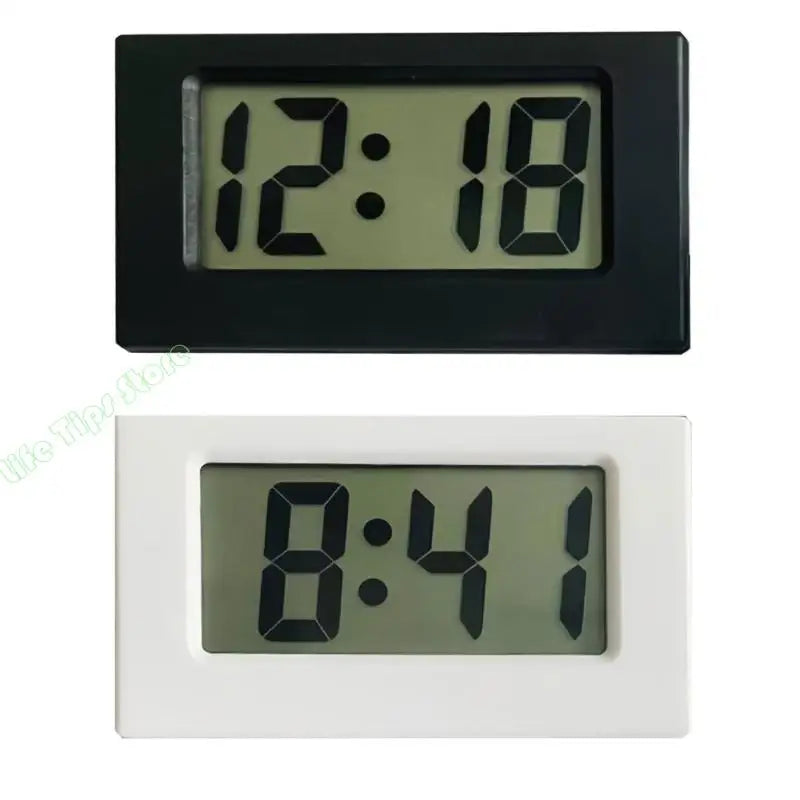 horloge numérique noir blanc moderne affichage lcd rectangulaire