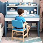 Table rectangulaire en bois pour enfants, détail de la surface d'écriture