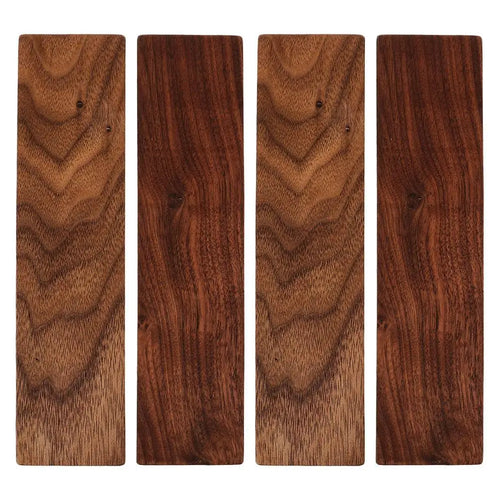 découpe planches bois marron foncé sculpture gravure rustique planks carving walnut