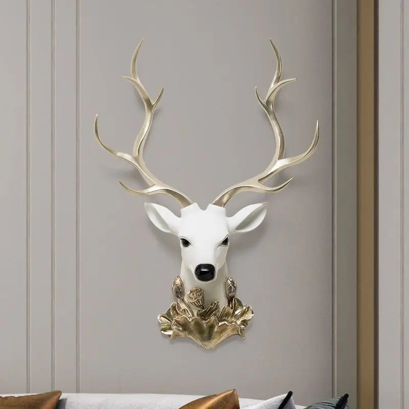 décoration murale tête cerf résine blanche dorée moderne fixations murales incluses