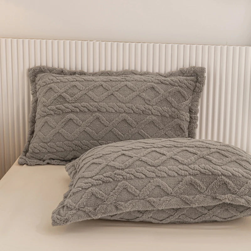 taies d'oreiller jacquard papillons brodés gris bleu rose vert beige violet modernes lit hiver