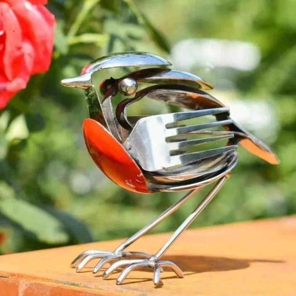 statuette oiseau decoratif argenté rouge vert métal recyclé fourchette cuillère artisanal fait main upcycled