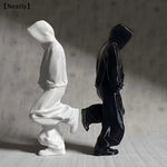 figurines résine humaines stylisées noir blanc minimaliste modernes intérieur