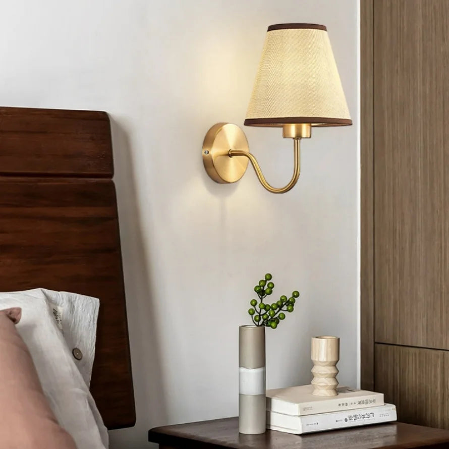 lampe murale moderne led tissu éclairage intérieur dorée blanche noire beige