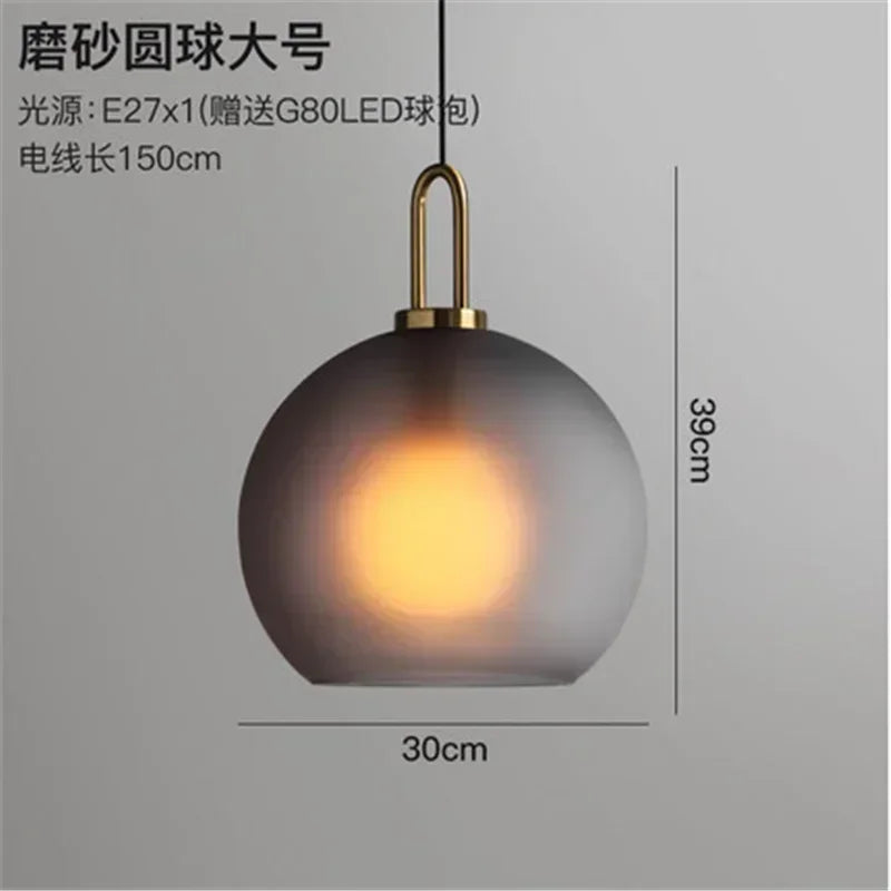 suspension lumineuse moderne gris fumé doré verre mat métal poli ampoule filament visible chambre