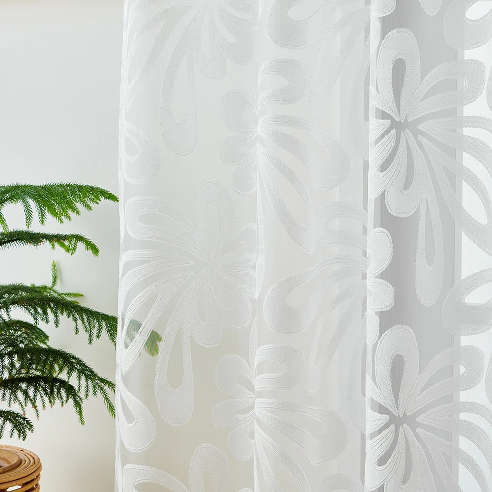 rideau moderne polyester jacquard fleurs stylisées transparent blanc beige maison hospitalité 132x243cm
