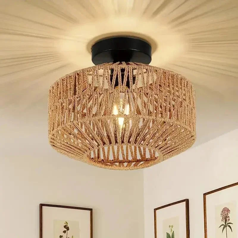 lampe suspendue moderne marron clair tressée naturelle abat jour rotin support métallique noir cuisine
