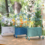 support fleurs métal vieilli pot suspendu signe garden gravures feuilles papillons fleurs blanches jaunes