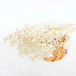 décoration intérieure bouquet eucalyptus blanc feuilles ruscus naturel moderne chambre mariage anniversaire