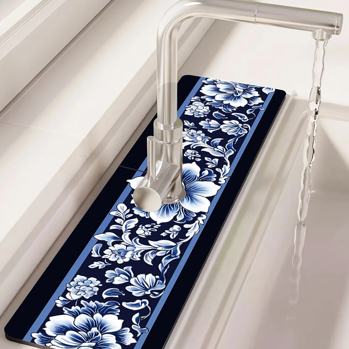 tapis cuisine bleu marine fleurs blancs antidérapant rapide absorption eau durable réutilisable comptoir bar