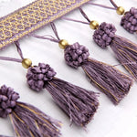 ruban pompons tissus rouge marron gris violet rose doré traditionnel décoratif