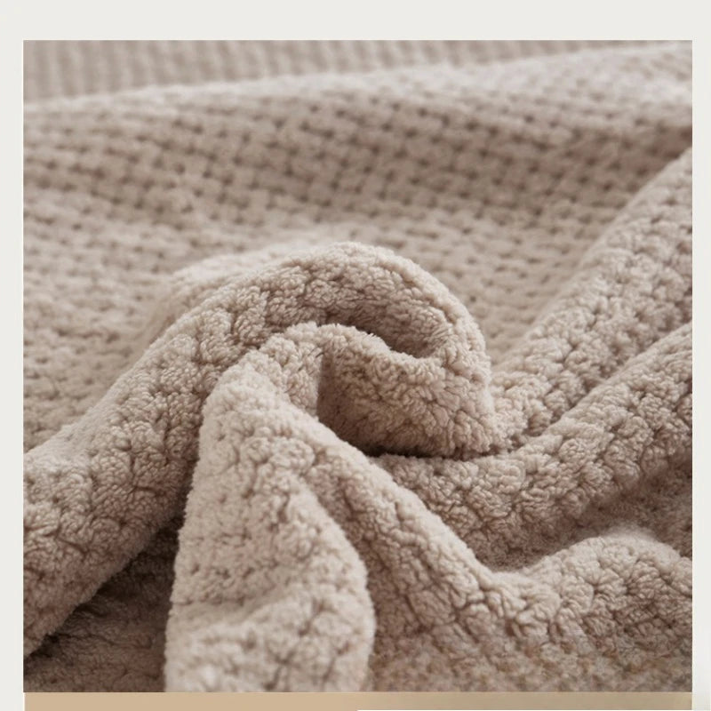 couverture massage texture douce beige blanc rose gris moderne