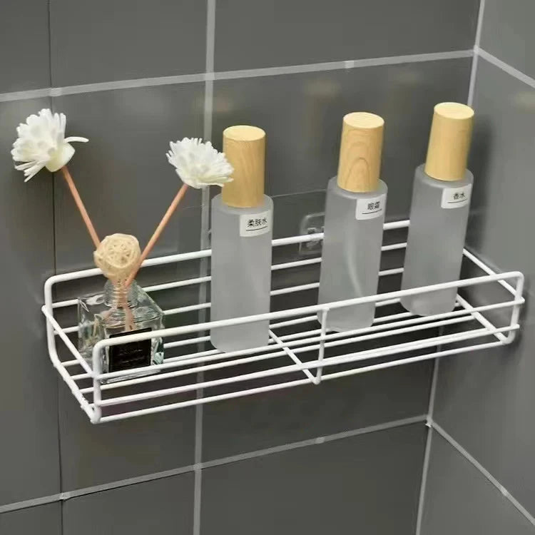 étagère salle bain moderne fer noir blanche grille métallique adhésive cosmétique rangement angle mur