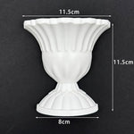 vase mural blanc classique rayures verticales opaque arrangement floral diy
