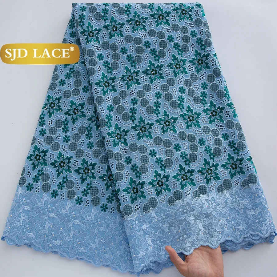 tissu dentelle fleurs vert bleu violet rose beige brodé occasionnelle traditionnelle