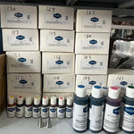 peinture liquide bleue blanc flacon capsules décoratives gâteau multicolore opacité artisanal