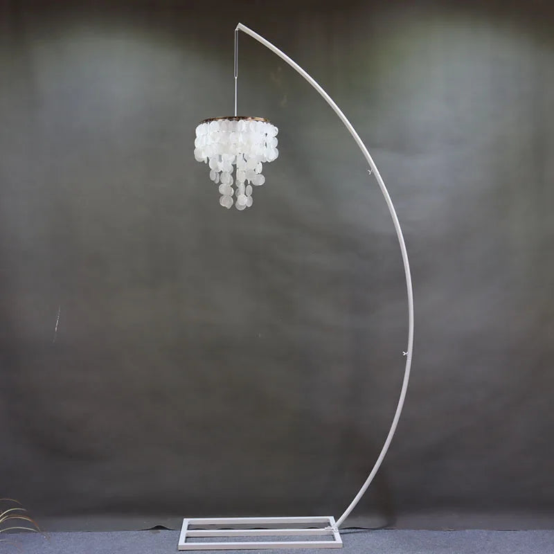 arche décorative mariage suspension lumineuse métal moderne élégante intérieur anniversaire baby shower