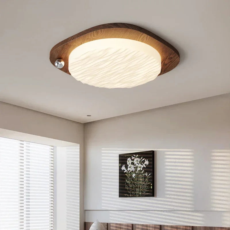 plafonnier moderne minimaliste bois marron clair blanc texture naturelle opacité fixations lumière chambre couloir
