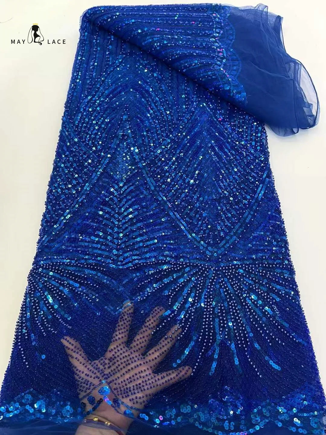 tulle français dentelle nigeriane soirée strass élégante mariage robe glamour opalescente