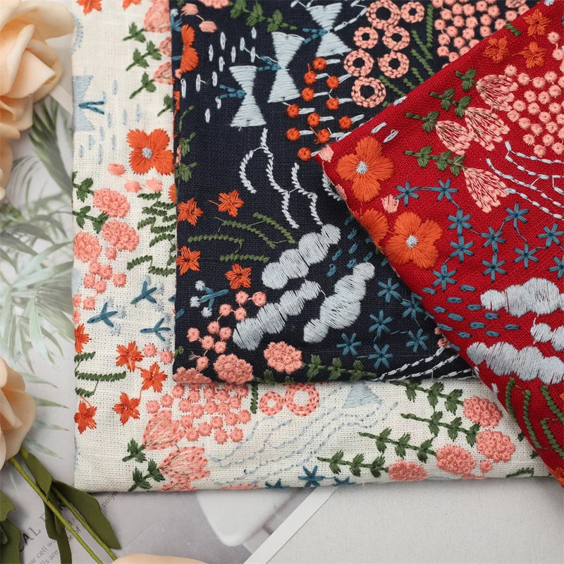 tissu brodé fleurs feuilles coton linge beige orange vert traditionnel antimicrobien respectueux environnement