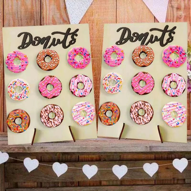 panneau donuts bois opaque motif rustique lettres noires décoration fête anniversaire mariage