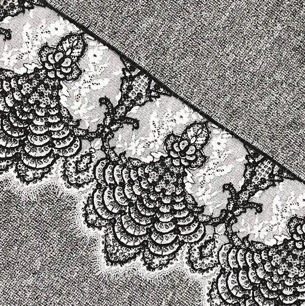 dentelle fine fleurie classique blanc noir rouge violet bleu 24cm écologique