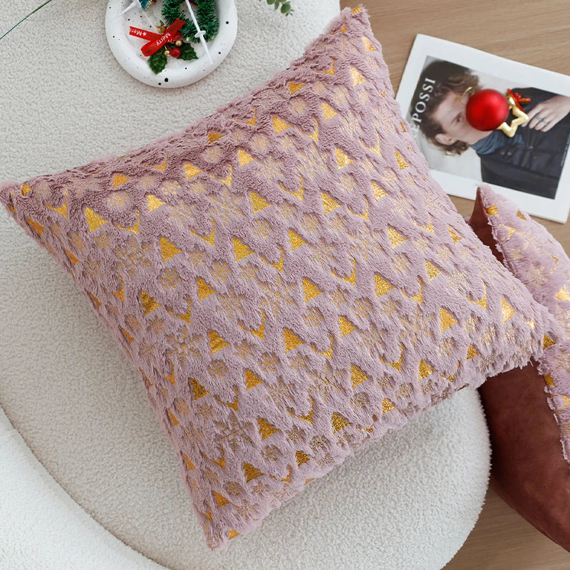 coussin peluche doux motif sapins dorés moderne couleur vert gris rose beige