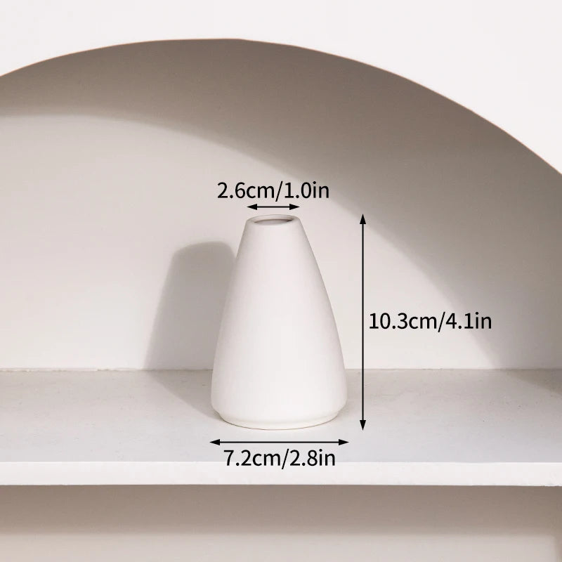 vases céramique blanc rayures verticales modernes décoration table maison floral