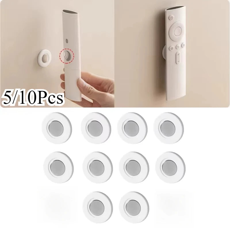supports adhésifs blancs modernes télécommandes prises murales routeurs wifi minimalistes