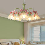 chandelier suspension vert pâle rubans roses abat jour translucides chambre enfant romantique