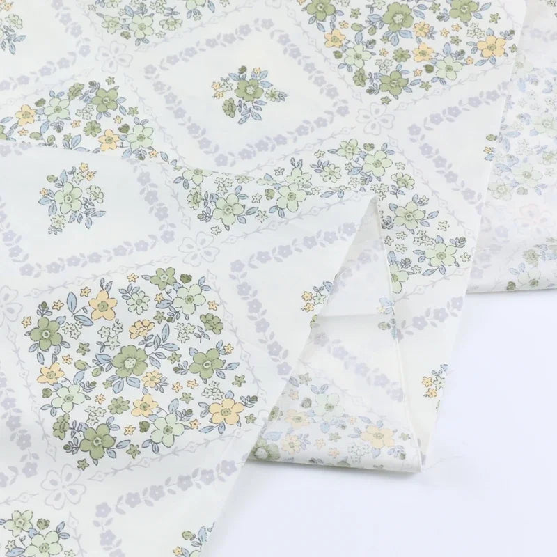 tissu coton imprimé fleurs carreaux blanc rose vert bleu jaune vintage 235cm popeline sergé