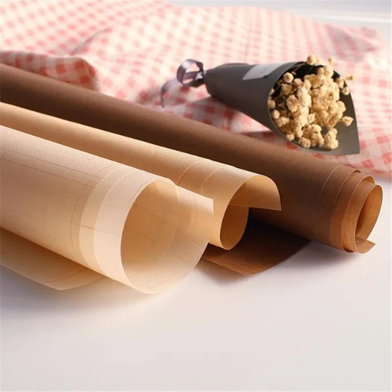 tapis cuisson réutilisable non stick feuilles papier cuisine boulangerie pâtisserie grilles légèrement texturées marron