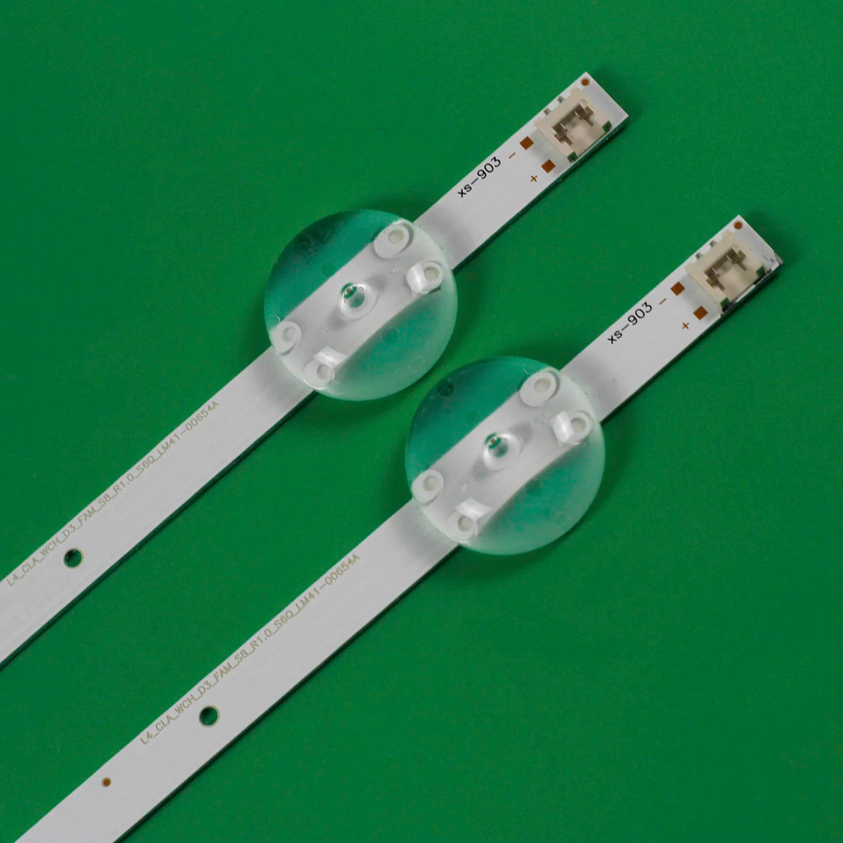 ruban led blanc adhésif moderne disques ronds translucides éclairage decoration intérieure lumière